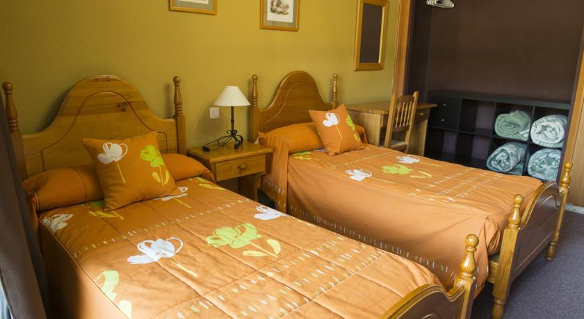 La Casona Del Pinar Albergue 산 라파엘 객실 사진