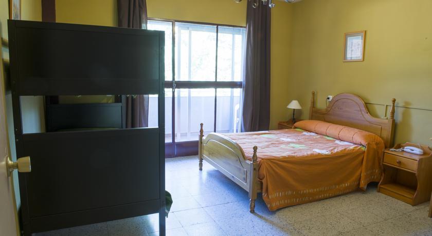 La Casona Del Pinar Albergue 산 라파엘 객실 사진